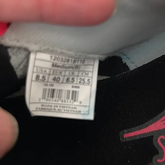 Women’s Brooks Hyperion Tempp 8.5 - Picture 8 of 9